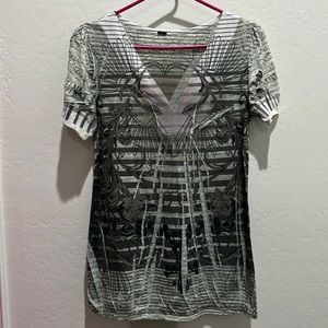 Medium short sleeve shirt 17 1/2” pit to pit.